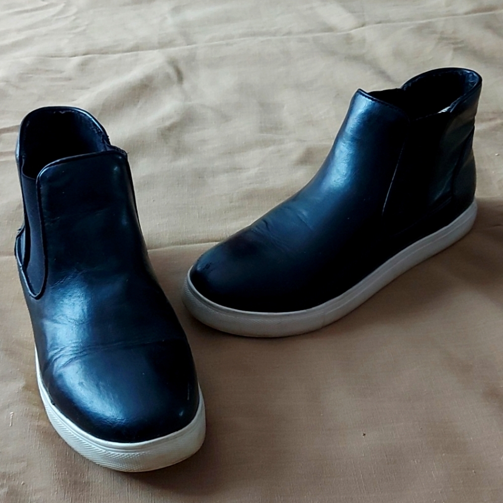 Booties - Picture 1 of 2